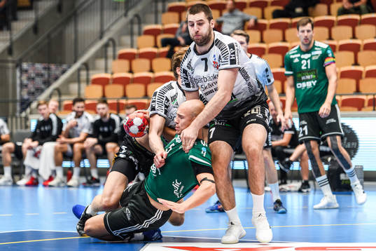 Helsingborgs Viktor Hedin och IFK Ystads Jonathan Mollerup