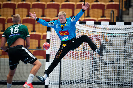 Helsingborgs Anton Månsson gör mål bakom IFK Ystads
