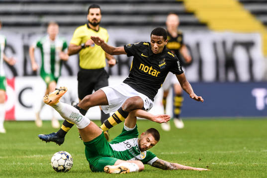 s Paulos Abraham och Hammarbys Vladimir Rodic