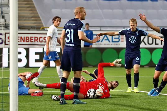 Malmö FFs Mathias Nilsson reagerar