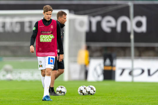 Varbergs Gustav Norlin före fotbollsmatchen i Allsvenskan