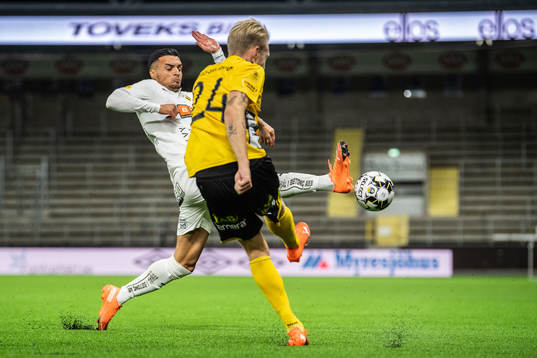 Häckens Ahmed Yasin och Elfsborgs Johan Larsson