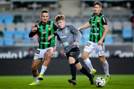Västerås Gustav Rydberg mot GAIS Haris Cirak och Adnan