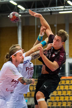 Lugis Karl Wallenius och Redbergslids Tobias Johansson
