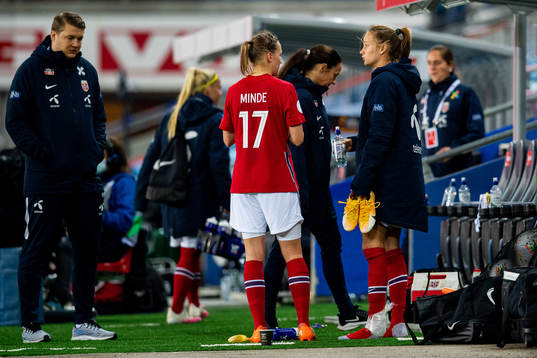 Kristine Minde and Caroline Graham Hansen of Norway