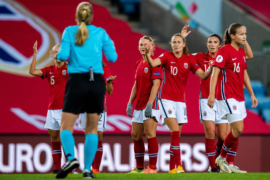 Caroline Graham Hansen of Norway reacts as referee Petra