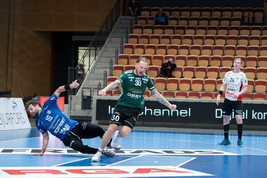 Helsingborgs Emil Hansson jublar medan Guifs målvakt