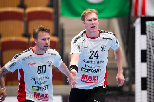 Guifs Eric Johansson och Guifs Fredrik Gustavsson jublar