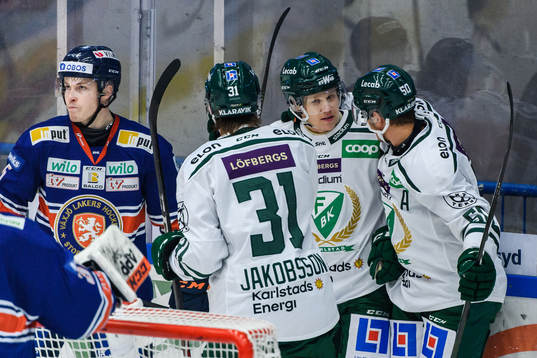 Färjestads Daniel Viksten jublar