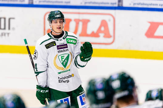 Färjestads Jacob Peterson jublar