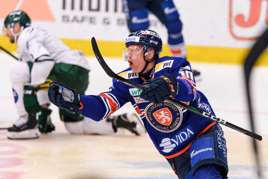 Växjös Richard Gynge jublar
