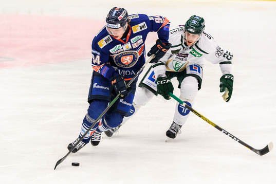Växjös Joel Persson och Färjestads Per Åslund