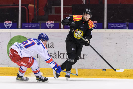 Oskarshamns Emil Wahlberg och Brynäs Emil Molin