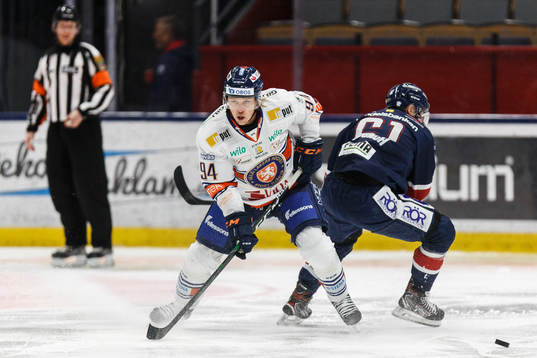 Växjös Joel Persson och Linköpings Markus Ljungh