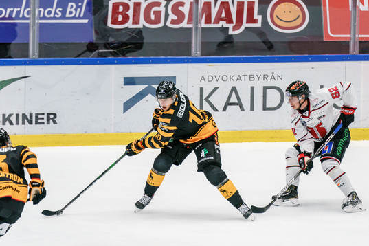 Skellefteås Joakim Lindström och Örebros Robert Leino