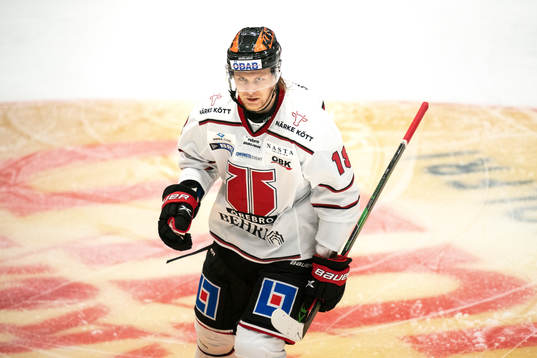 Örebros Rodrigo Abols jublar