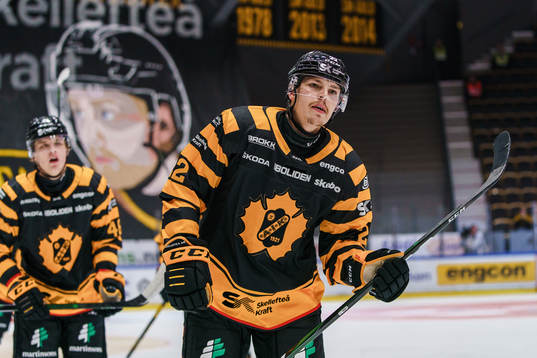 Skellefteås Jonathan Johnson jublar