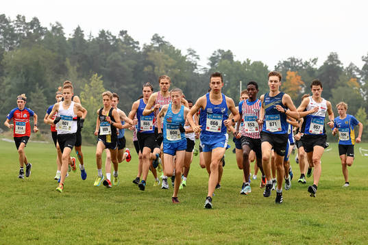 Starten i klasserna P17 och P19, 10 km