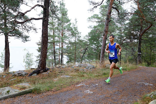 Maximilian Lohm Isberg, FK Studenterna, i klass Män 30 km