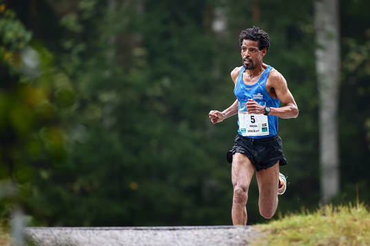 Adhanom Abraha, Eskilstuna FI, i klass Män 15 km