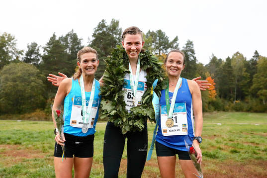 Erica Lech, Örebro AIK, Hanna Kumlin, Örgryte IS, och
