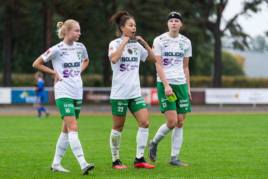 Moröns Thea Bergsten, Rebecka O'Brien och Hanna Göthberg