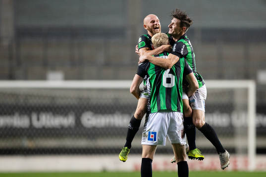 GAIS Niclas Andersén jublar ihop med Carl Elfgren Nyström