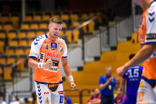Kristianstads Adam Nyfjäll jublar