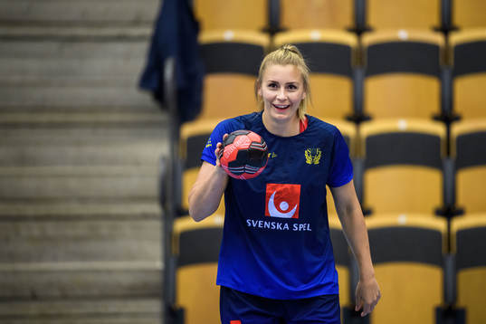 Bläddra bland fler bilder av Handboll, dam, Sverige, träning