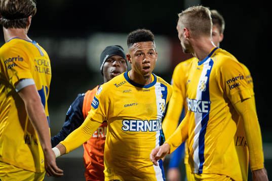IFK Göteborg Tobias Sana och Sebastian Eriksson i en