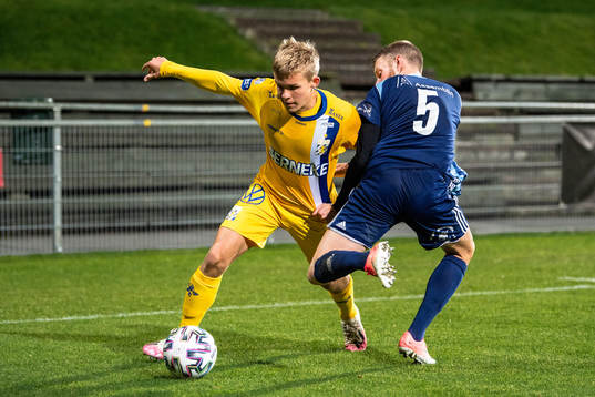 IFK Göteborg Isak Dahlqvist och Husqvarnas Jesper Lernesjö