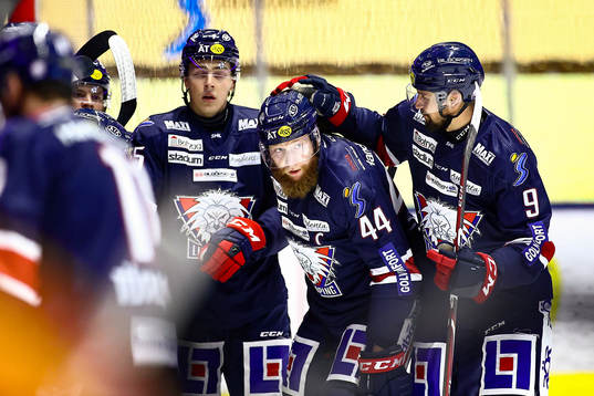 Linköpings Jonas Junland jublar