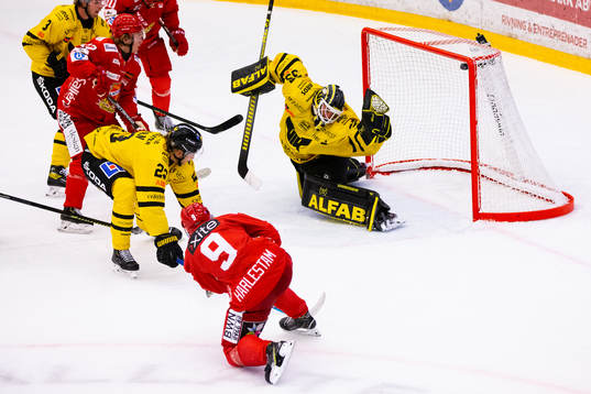 Almtunas Hampus Harlestam gör 2-3