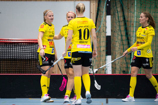Endres Ellen Bäckstedt jublar
