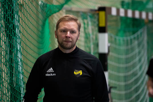 Endres tränare Philip Thiding