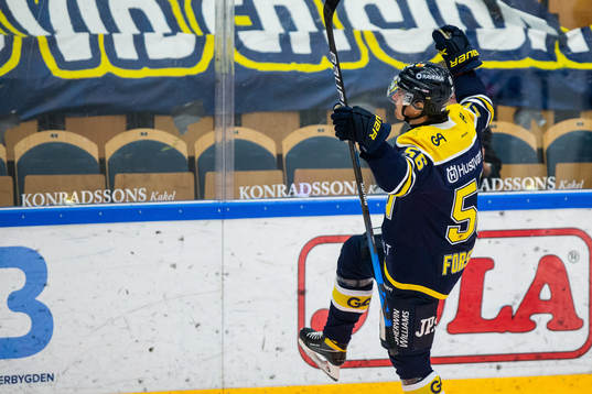 s Fredrik Forsberg jublar