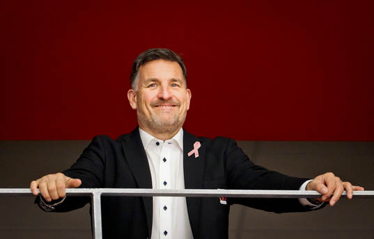 Örebros GM Stefan Bengtzen är glad