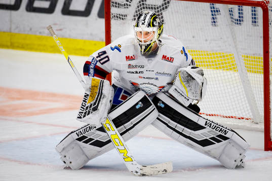 Linköpings målvakt Jussi Rynnäs ishockeymatchen i SHL