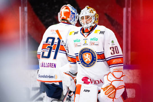 Växjös målvakt Erik Källgren och målvakt Viktor Fasth