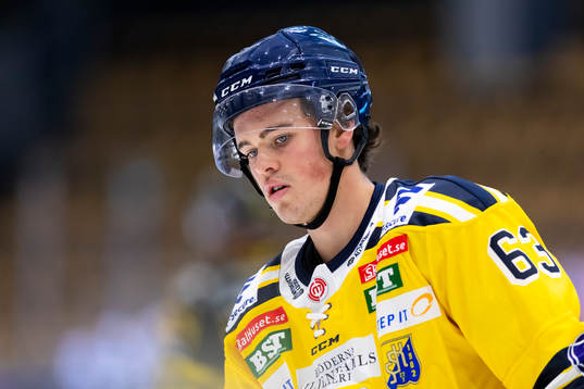 Södertäljes Axel Andersson på uppvärmningen