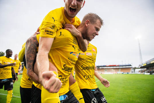 Bläddra bland fler bilder av Fotboll, Allsvenskan, Mjällby - Helsingborg