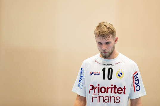 Redbergslids Oliver Wigmark deppar