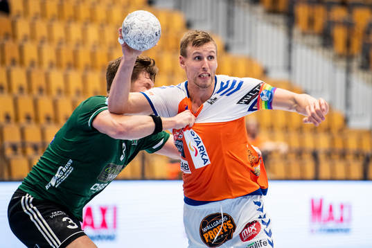 Kristianstads Olafur Gudmundsson och Helsingborgs Jonatan