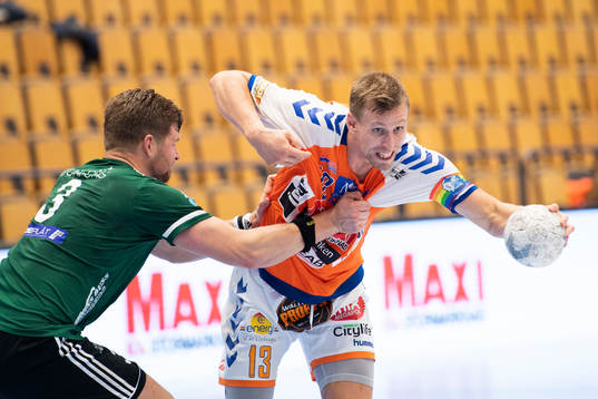 Kristianstads Olafur Gudmundsson och Helsingborgs Jonatan