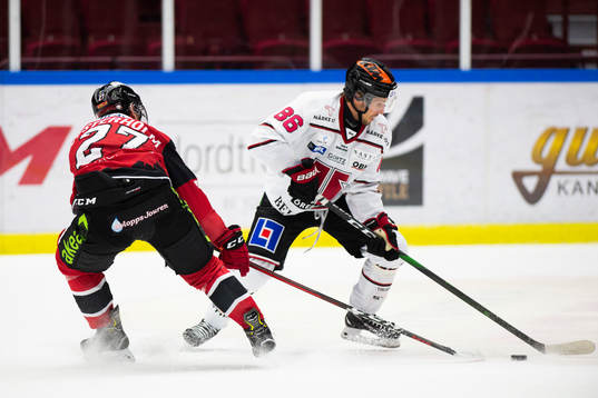 Örebros Mathias Bromé och Malmö Redhawks Pontus