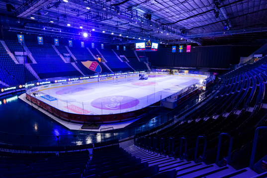 Vy över Hovets Isstadion