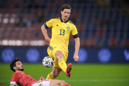 Magomed Ozdoev of Russia and Gustav Svensson of Sweden