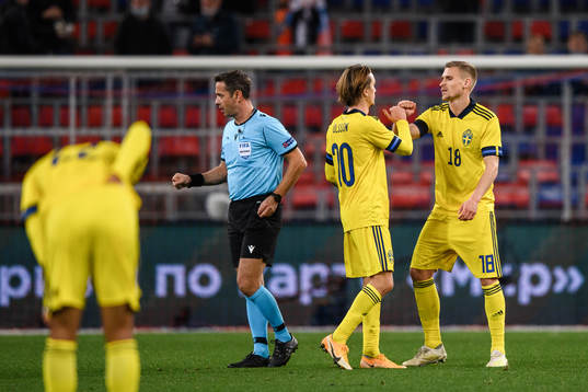 Kristoffer Olsson and Carl Starfelt of Sweden celebrate
