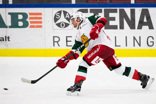 Moras Adam Masuhr skjuter in 1-2 målet