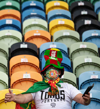 A Portuguese fan